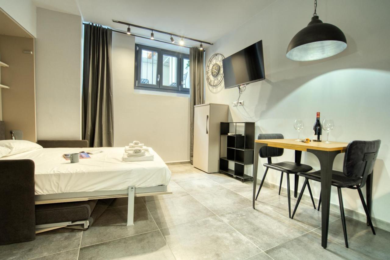 Italianflat - Angolino Dei Navigli Milano Eksteriør billede